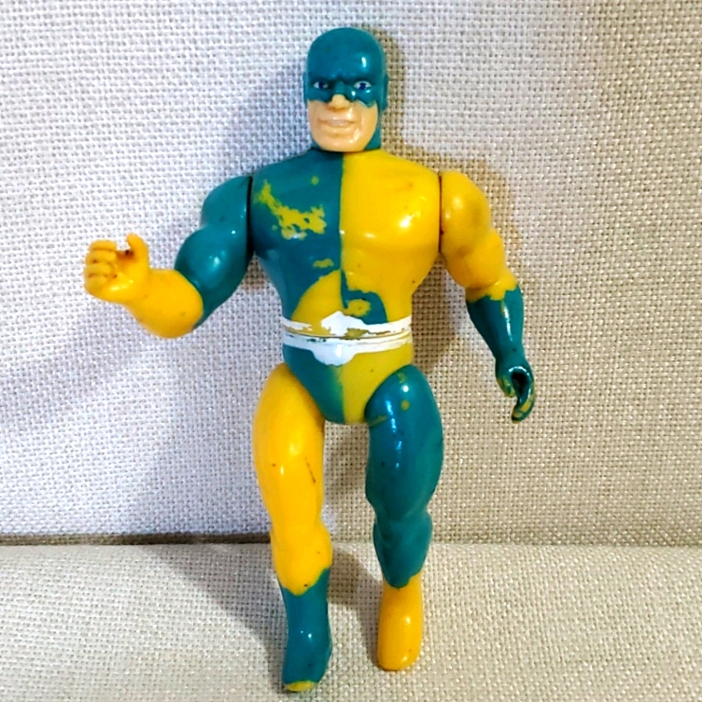 ⭐️VINTAGE⭐️ 1984 REMCO Mighty Crusader Figure